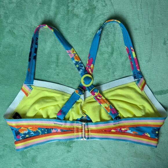 Adore Me Gisele Contour Plus Bikini Top Women's 0X - Picture 3 of 4